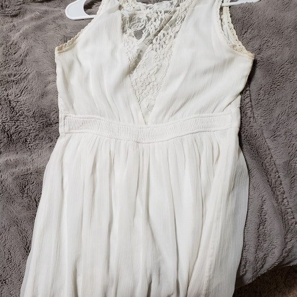 multiple dresses - Picture 3 of 11